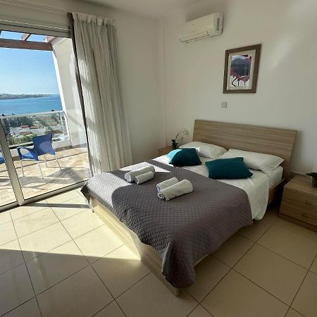 Villa Aqua Sunrise 1Km From Beach With Sea Views Коралова Затока Екстер'єр фото